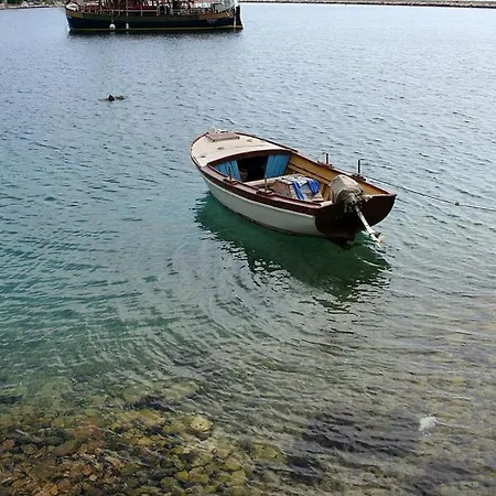 With A Parking Space - 17138 * Rogoznica (Sibenik-Knin)