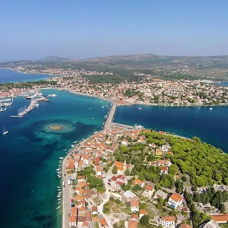 Apartment With A Parking Space Rogoznica - 17138 Rogoznica (Sibenik-Knin)