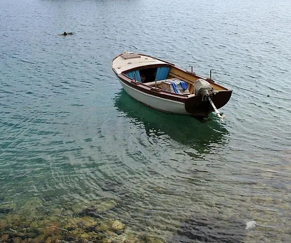 With A Parking Space - 17138 * Rogoznica (Sibenik-Knin)